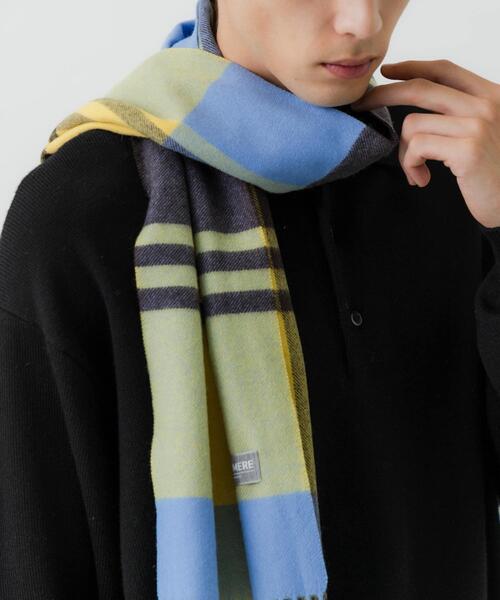 URBAN RESEARCH（アーバンリサーチ）の「チェックカシミヤマフラー（マフラー・メンズ・ブラック系その他/ブラウン系その他/イエロー系その他/ブルー系その他/レッド系その他・FREE）」の5枚目の写真