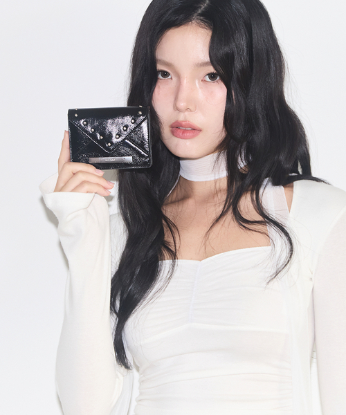 ILLIGO（イリゴ）の「レターフォールドカード財布 ブラック（札入れ/マネークリップ・レディース・その他・OS）」の4枚目の写真