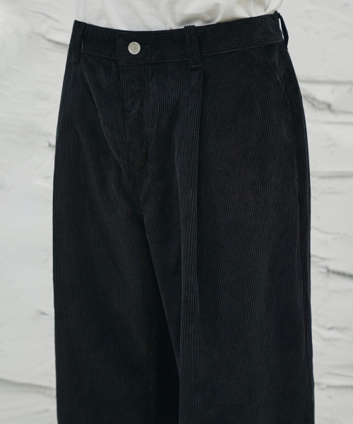 SIGNATURE（シグネチャ）の「ワンタックコーデュロイワイドパンツ[ブラック]（その他パンツ・レディース・その他・X-LARGE/SMALL/MEDIUM/LARGE）」の16枚目の写真