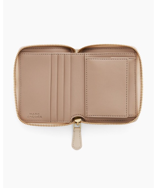 MARC JACOBS(マークジェイコブス)の「THE SLIM COMPACT WALLET/ザ エブリデイ スリム コンパクト ウォレット(財布・レディース・ブラック/ホワイト系その他・ONE SIZE)」の6枚目の写真
