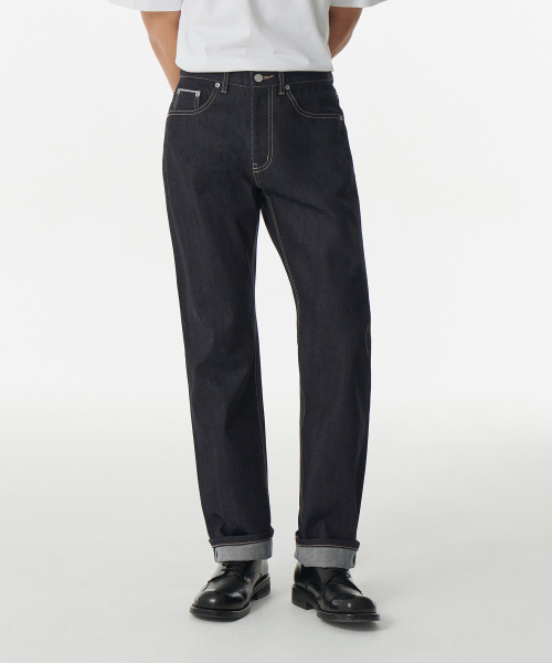 MUSINSA STANDARD（ムシンサスタンダード）の「セルビッジストレートデニムパンツ [ディープインディゴ]（デニムパンツ・メンズ・その他・28/29/32/30/31/33/26/27/40/38/42/36/34）」の4枚目の写真
