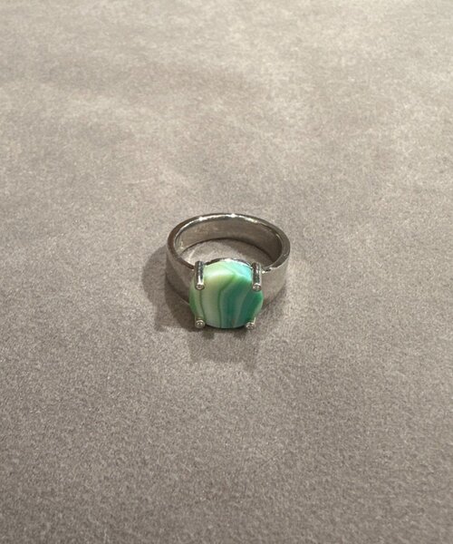 BEARDSLEY（ビアズリー）の「《±BALANCE》シルバーリング（リング・レディース・ホワイト/ピンク/ブルー/グリーン・11/13）」の3枚目の写真