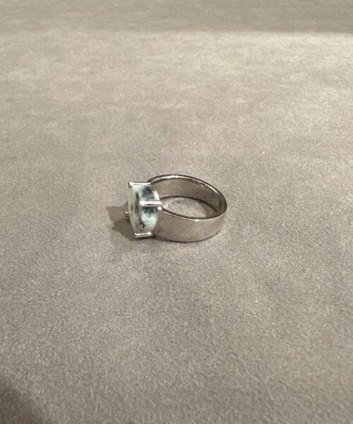 BEARDSLEY（ビアズリー）の「《±BALANCE》シルバーリング（リング・レディース・ホワイト/ピンク/ブルー/グリーン・11/13）」の5枚目の写真