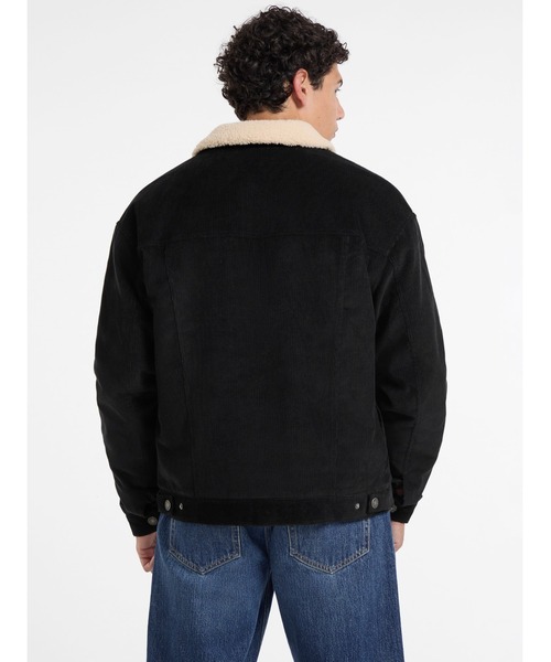 GUESS JEANS(ゲスジーンズ)の「GUESS JEANS Trucker Jacket ボアジャケット(ブルゾン・メンズ・ブラック/ライトブラウン・MEDIUM/SMALL/LARGE/X-LARGE)」の3枚目の写真