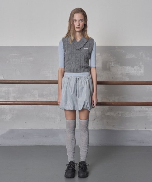 grove（グローブ）の「GRVR SPORTS_フリルニットベスト_GREY（ベスト・レディース・その他・FREE）」の2枚目の写真