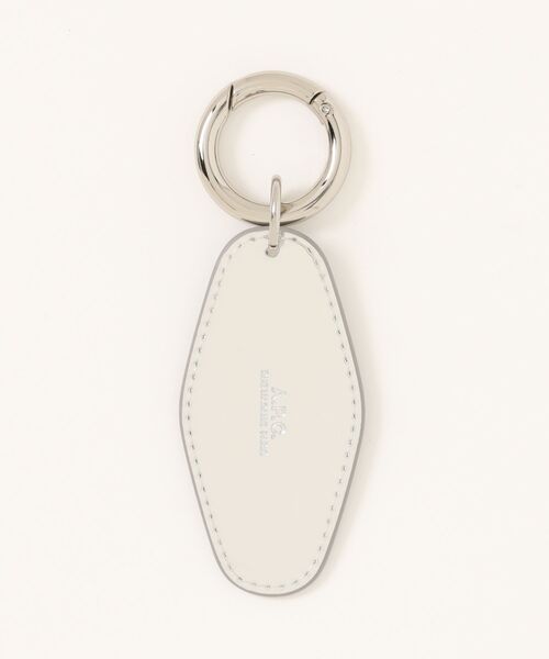A.P.C.（アーペーセー）の「PORTE-CLEFS DIAMANT（キーホルダー・レディース・ゴールド・ONESIZE）」の2枚目の写真
