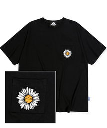 ビッグデイジーロゴポケットTシャツ - ブラック
