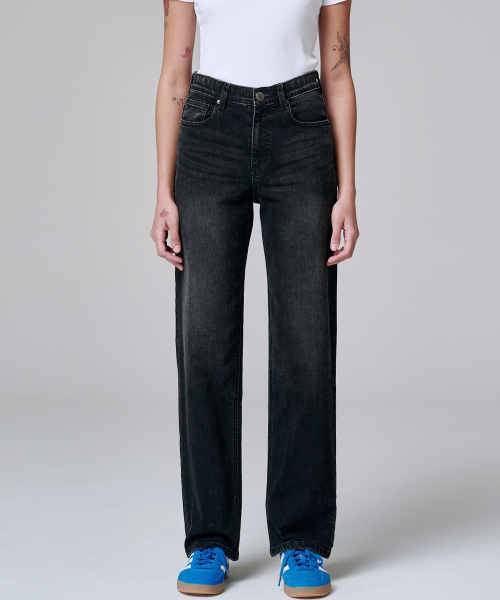 MALOUPE(マロップ)の「9126 ワイドウォッシングデニムパンツ (ブラック)(デニムパンツ・レディース・ブラック・26/28/30)」の4枚目の写真