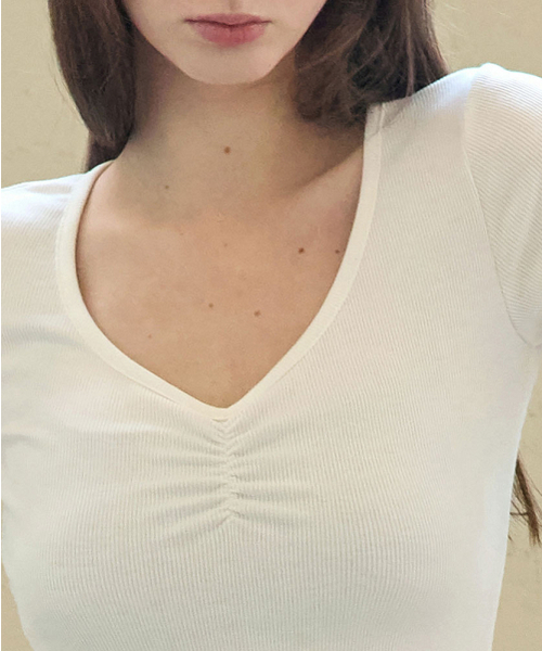 DEVIWEAR（デヴィウェア）の「女性 ヨガウェア DEVI-T0126-ホワイト ピラティス ジュリー シュリング ロングスリーブ（Tシャツ/カットソー・レディース・ホワイト・FREE）」の3枚目の写真