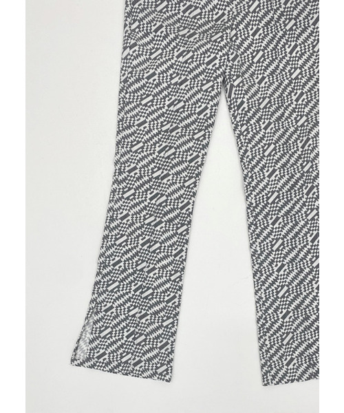KOOKEESEE(クキシ)の「セミブーツカットラミプリントスリットパンツ_ホワイト(その他パンツ・レディース・その他・SMALL/MEDIUM)」の21枚目の写真