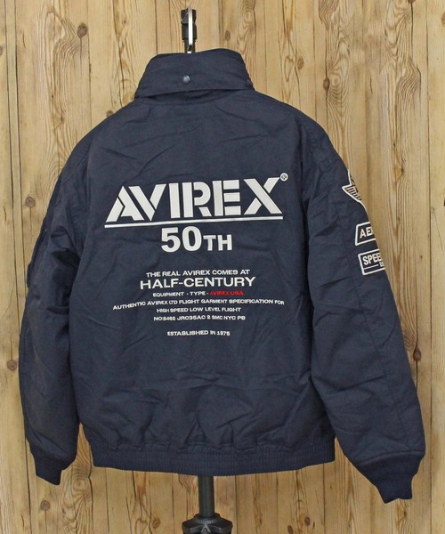 AVIREX(アヴィレックス)の「NYLON STAND BLOUSON "50TH EDITION"(ブルゾン・メンズ・セージグリーン/ブラック/ネイビー・XXL/XL/L/M)」の3枚目の写真