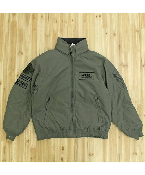 AVIREX(アヴィレックス)の「NYLON STAND BLOUSON "50TH EDITION"(ブルゾン・メンズ・セージグリーン/ブラック/ネイビー・XXL/XL/L/M)」の10枚目の写真