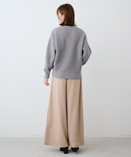 IEDIT（イディット）の「ＩＥＤＩＴ　ケーブル編みカシュクールニット（ニット/セーター・レディース・パープル/グレー/オフホワイト・S/LL/M/L/3L）」の7枚目の写真