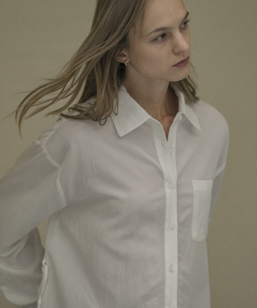 KNOWNBETTER（ノウンベター）の「Back string blouse [KNFW02BL05]_Ivory（シャツ/ブラウス・レディース・アイボリー・FREE）」の2枚目の写真