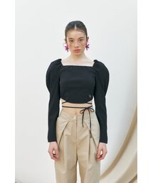 KUME（クメ）の「Square Neck String Blouse, Black（シャツ/ブラウス）」