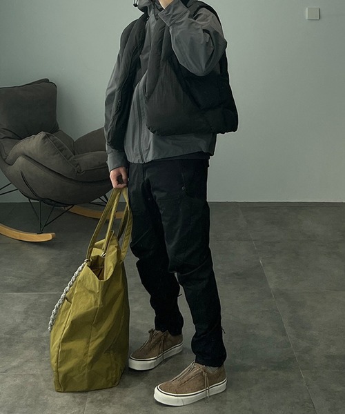WESTBOY（ウエストボーイ）の「軽量 オーバーサイズ パッファー ダウンベスト WO25W14OT02（ダウンベスト・メンズ・ブラック/ブラウン・L/M/XL）」の9枚目の写真