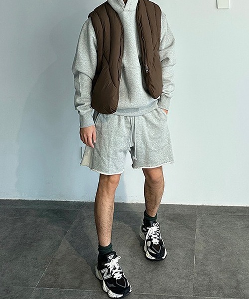 WESTBOY（ウエストボーイ）の「軽量 オーバーサイズ パッファー ダウンベスト WO25W14OT02（ダウンベスト・メンズ・ブラック/ブラウン・L/M/XL）」の13枚目の写真