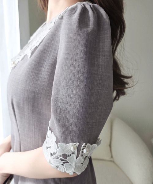 mily bilet(ミウィビレット)の「【mily bilet】贅沢な花柄レースが導く、大人の気品。襟配色レースリネンライクワンピース(ワンピース・レディース・ブラウン/グレー/アイボリー/ブラック・LARGE/MEDIUM/SMALL/X-LARGE)」の18枚目の写真