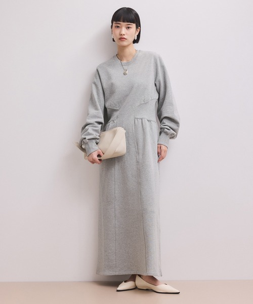 ADAM ET ROPE'（アダムエロペ）の「【WEB限定】ウエストリブスウェットワンピース（ワンピース・レディース・ブラック/グレー・FREE）」の2枚目の写真
