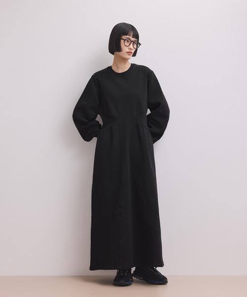 ADAM ET ROPE'（アダムエロペ）の「【WEB限定】ウエストリブスウェットワンピース（ワンピース・レディース・ブラック/グレー・FREE）」の3枚目の写真