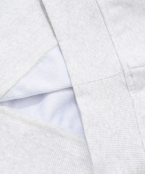 COVERNAT（カバーナット）の「WOMEN'S CROP CLOVER EMBROIDERY MAN-TO-MAN（スウェット・レディース・グレー系その他/ダークブルー・MEDIUM/SMALL）」の11枚目の写真