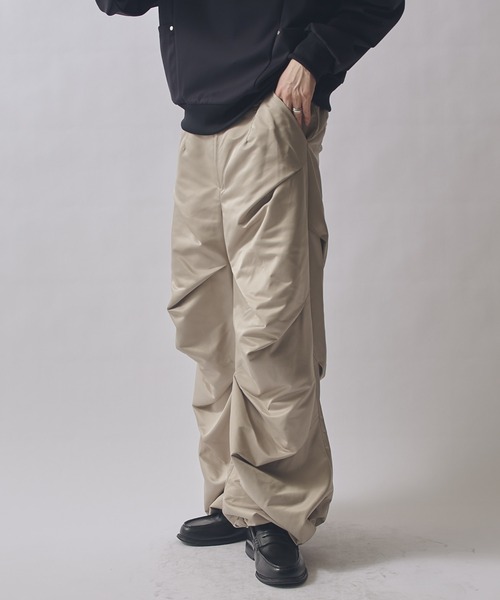 Lui's(ルイス)の「SURJENT ツイストパンツ(その他パンツ・メンズ・ブラック/アイボリー・2/1)」の4枚目の写真