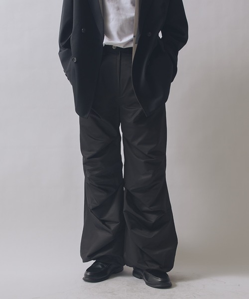 Lui's(ルイス)の「SURJENT ツイストパンツ(その他パンツ・メンズ・ブラック/アイボリー・2/1)」の11枚目の写真