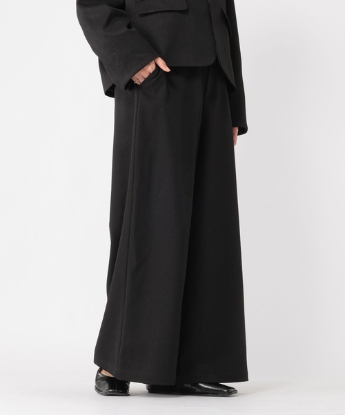 studio CLIP(スタディオクリップ)の「【WEB限定】アイロンいらずジャケットセット《オケージョン2026SS》(スーツセット・レディース・ネイビー/ベージュ系その他/ブラック・フリー(L)/FREE/PF)」の22枚目の写真