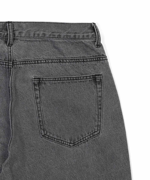 The DUFFER of ST.GEORGE(ザダファーオブセントジョージ)の「【WEB限定アイテム】STRAIGHT BAGGY JEANS:ブリーチ加工 ワイドストレート バギージーンズ(デニムパンツ・メンズ・ライトグレー・X-LARGE/LARGE/MEDIUM/SMALL)」の10枚目の写真