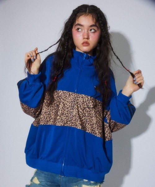 Candy Stripper（キャンディストリッパー）の「BRAVE DINOSAUR JERSEY ブルゾン（ブルゾン・レディース・ピンク/ブルー/ブラック・FREE）」の5枚目の写真