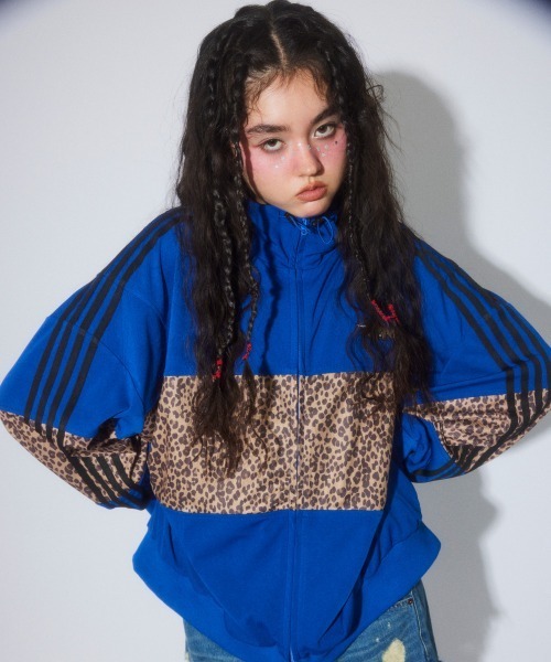 Candy Stripper（キャンディストリッパー）の「BRAVE DINOSAUR JERSEY ブルゾン（ブルゾン・レディース・ピンク/ブルー/ブラック・FREE）」の6枚目の写真