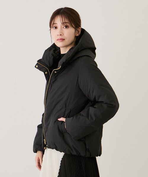 Jayro(ジャイロ)の「ナイロンマイクロタフタフード付きショートダウン(ダウンジャケット/コート・レディース・ブラック/ベージュ系その他2/ホワイト系その他・M)」の7枚目の写真