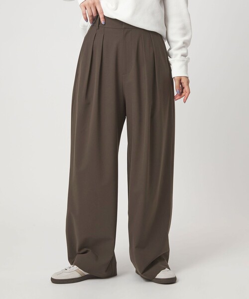 green label relaxing(グリーンレーベルリラクシング)の「【WEB限定】<at ease>オルマイ スラックス ウォッシャブル ストレッチ UVカット(スラックス・レディース・ブラック/ダークブラウン/ベージュ/ネイビー・SHORT/36/38)」の5枚目の写真