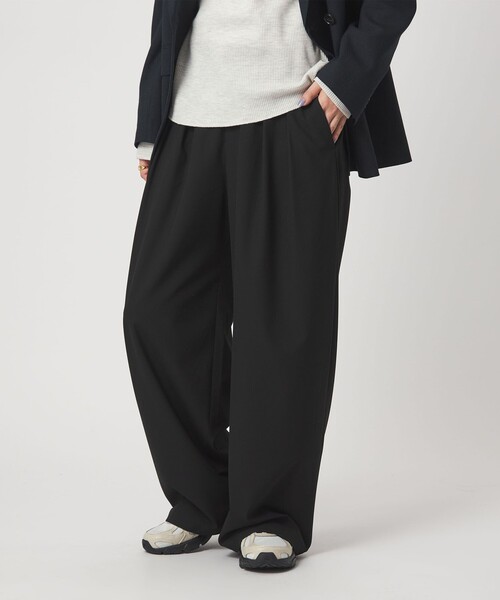 green label relaxing(グリーンレーベルリラクシング)の「【WEB限定】<at ease>オルマイ スラックス ウォッシャブル ストレッチ UVカット(スラックス・レディース・ブラック/ダークブラウン/ベージュ/ネイビー・SHORT/36/38)」の11枚目の写真