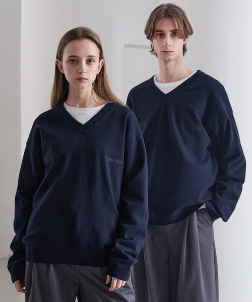 CLEL】Basic Embroidered V-Neck Knit / ベーシック 刺繍Vネックニット