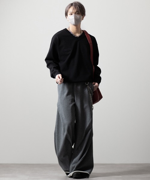 CLEL(クレイル)の「【CLEL】Basic Embroidered V-Neck Knit / ベーシック 刺繍Vネックニット(ニット/セーター・メンズ・ダークネイビー/グレー/ブラック・S/M/L/XS)」の11枚目の写真