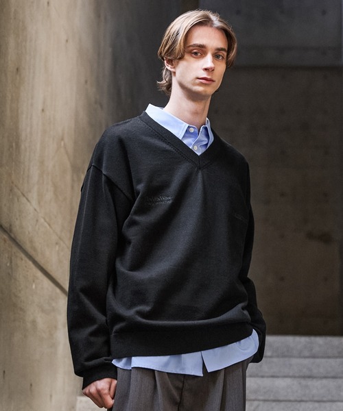 CLEL(クレイル)の「【CLEL】Basic Embroidered V-Neck Knit / ベーシック 刺繍Vネックニット(ニット/セーター・メンズ・ダークネイビー/グレー/ブラック・S/M/L/XS)」の17枚目の写真