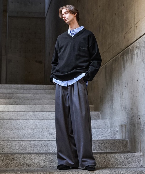 CLEL(クレイル)の「【CLEL】Basic Embroidered V-Neck Knit / ベーシック 刺繍Vネックニット(ニット/セーター・メンズ・ダークネイビー/グレー/ブラック・S/M/L/XS)」の21枚目の写真