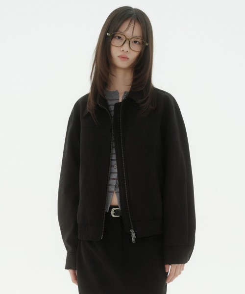 MUSINSA STANDARD WOMAN（ムシンサスタンダードウーマン）の「ウィメンズシンセティックスエードブルゾンジャケット[ブラック]（ブルゾン・レディース・その他・SMALL/MEDIUM/LARGE/X-SMALL）」の3枚目の写真