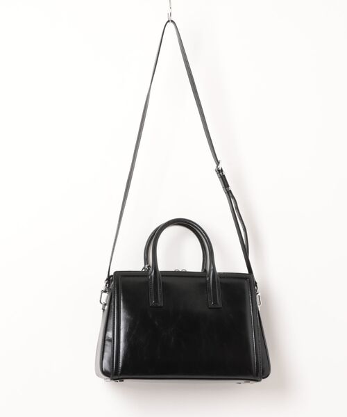 MICHAEL KORS（マイケルコース）の「LAILA レザー サッチェル ミディアム（ハンドバッグ・レディース・ブラック・FREE）」の5枚目の写真