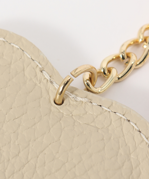 La TOTALITE（ラトータリテ）の「AULENTTI/オウレンティ  レザーハートチャーム（その他小物・レディース・レッド/ブラック/アイボリー・FREE）」の7枚目の写真