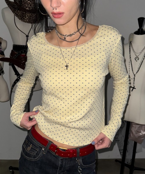 SHAGGIE(シャギー)の「スタープリント2WAYスムーストップス(Tシャツ/カットソー・レディース・ライトブルー/ホワイト/グレー/イエロー・FREE)」の4枚目の写真