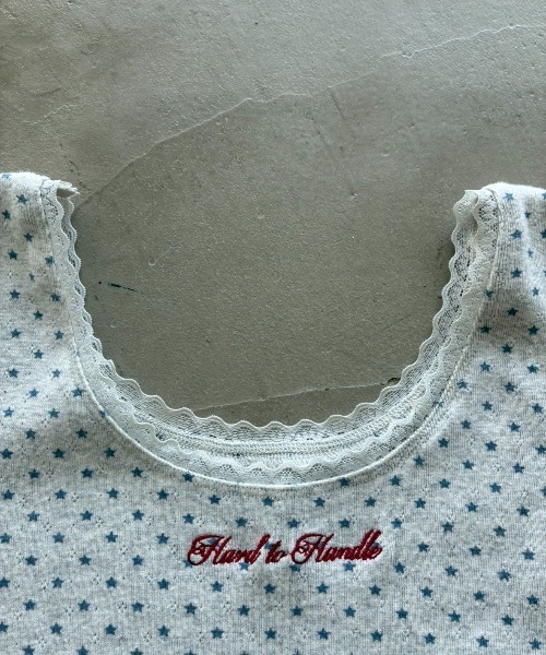 SHAGGIE(シャギー)の「スタープリント2WAYスムーストップス(Tシャツ/カットソー・レディース・ライトブルー/ホワイト/グレー/イエロー・FREE)」の21枚目の写真