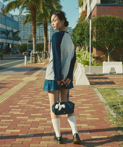 AFTERHOURS(アフターアワーズ)の「EMBROIDERY GRAPHIC STRIPE T-SHIRT (BLUE)(Tシャツ/カットソー・レディース・ブルー・SMALL/MEDIUM)」の4枚目の写真