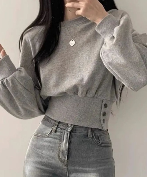 semuse(セミューズ)の「ウエストボタンクロップド丈トップス(Tシャツ/カットソー・レディース・オートミール/グレー・M/L)」の4枚目の写真