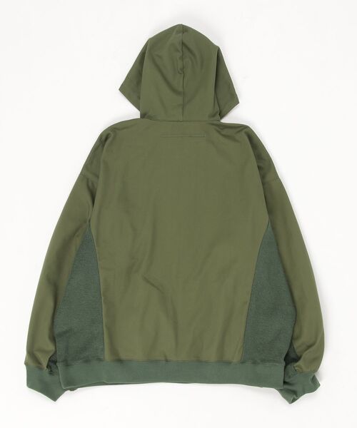 my beautiful landlet(マイビューティフルランドレット)の「【my beautiful landlet】COTTON & POLYESTER × SWEAT PULLOVER HOODIE(パーカー・メンズ・ブラック/キナリ/グリーン・0/1)」の12枚目の写真