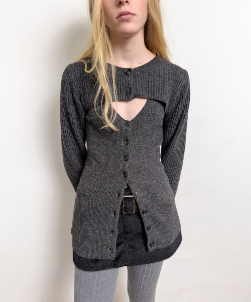 DIAGONAL(ダイアゴナル)の「BOLERO LAYERED KNIT CARDIGAN (dark grey)(カーディガン/ボレロ・レディース・その他・FREE)」の3枚目の写真