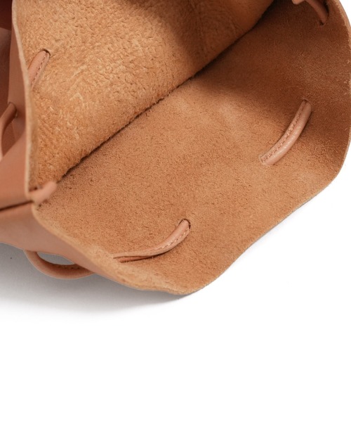 STANDARD SUPPLY（スタンダードサプライ）の「アーツアンドクラフツ / HORSE LEATHER ホースレザー / DROP SHAPE POUCH M ドロップシェイプポーチM（ハンドバッグ・レディース・チョコ/ブラック/タン・FREE）」の14枚目の写真