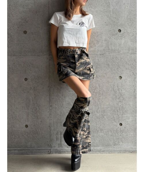 GYDA(ジェイダ)の「【WEB限定】【TINY低身長さん向け】レッグウォーマー付きミニスカートライクショートパンツ(デニムスカート・レディース・その他1/ライトブルー/ブラック・MEDIUM/SMALL)」の8枚目の写真