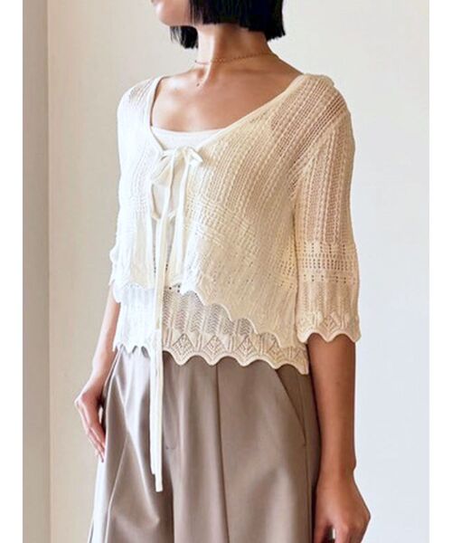 LAGUNAMOON（ラグナムーン）の「スカラップヘムレースニットアンサンブル 【春服】【セットアップ】（アンサンブル・レディース・ブラック/ホワイト/オレンジ・FREE）」の2枚目の写真